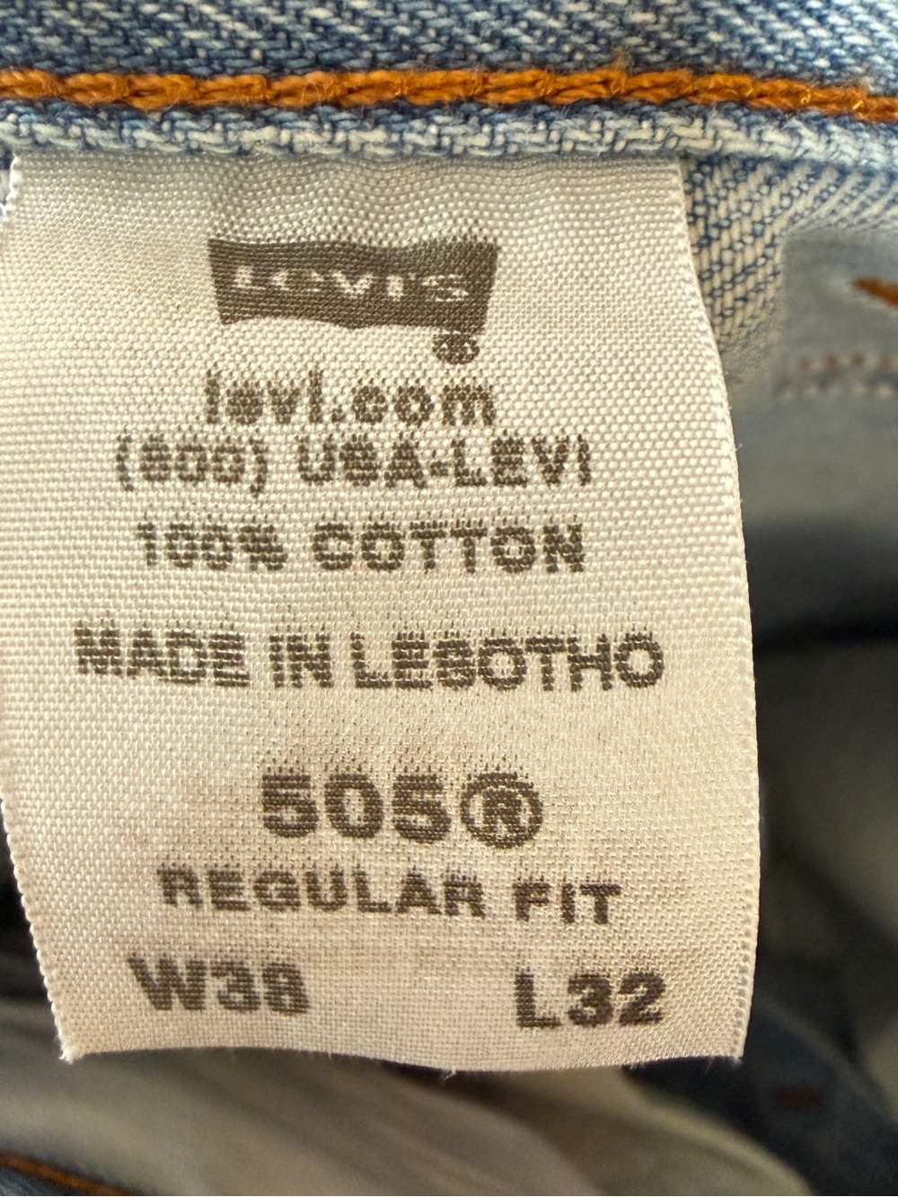 Levi's 505 Regular Fit 38x32 Light Blue Men’s Jeans - Picture 8 of 8